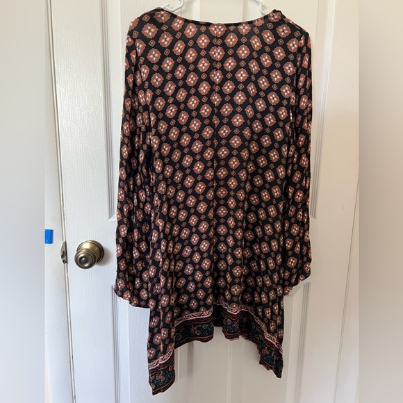 Lightweight Linen Boho / Aztec Long-Sleeve Short Dress - Picture 4 of 7